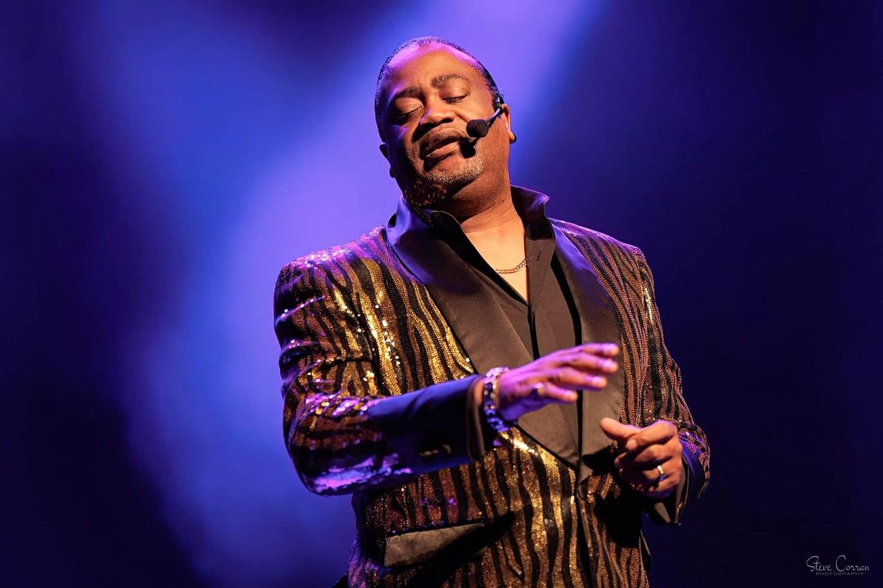 Eban Brown (The Stylistics / The Delfonics)