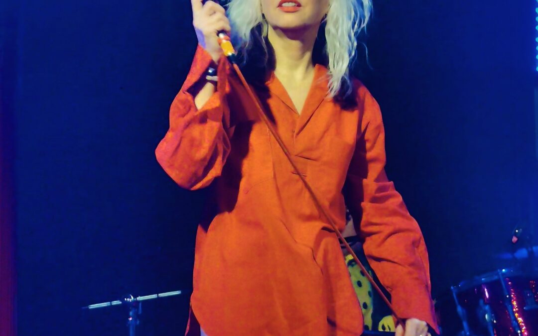 bootleg-blondie-6579316140523586448